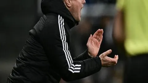 《场均得分突破15+！托马斯加盟雄鹿，将引爆怎样的火力风暴？》